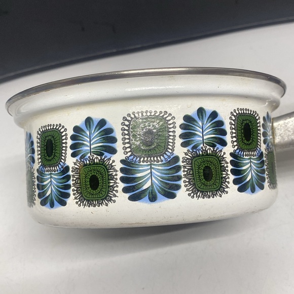 Austria Email Enamelware Pot - Picture 5 of 17